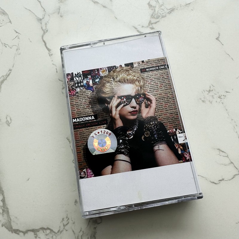 European American Pop Cassette - Audio Music Lyrics ulasan dan harga